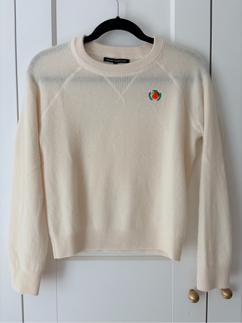 Arcadia Tennis Shop Cream Cashmere Crewneck Sweater Orange & Green Crest | S